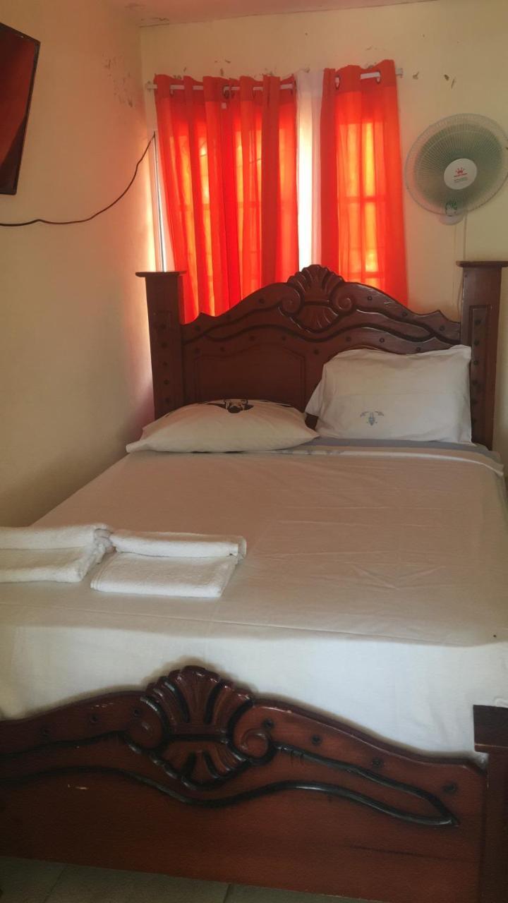 Dona Cornelia Hotel Los Patos Exterior photo